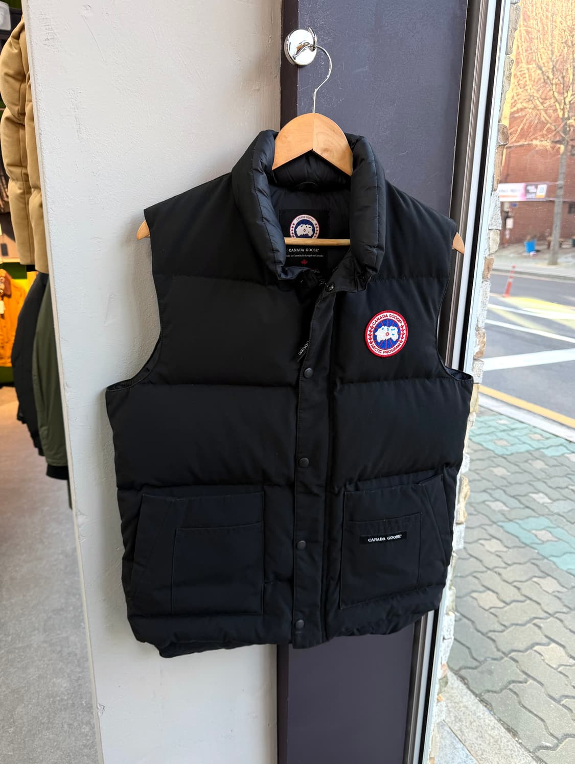 S/ 캐나다구스 프리스타일 크루 베스트 패딩 상품이미지3