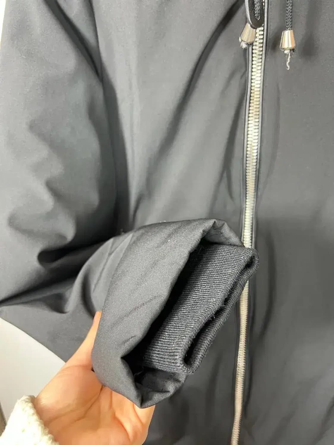 자라 블랙 오버핏 점퍼 자켓패딩 라지 상품이미지4