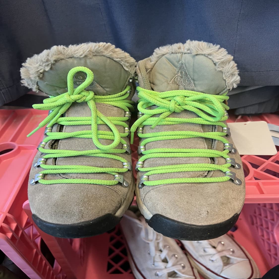 240 나이키 줌미드 여자 방한화 등산슈즈 상품이미지1