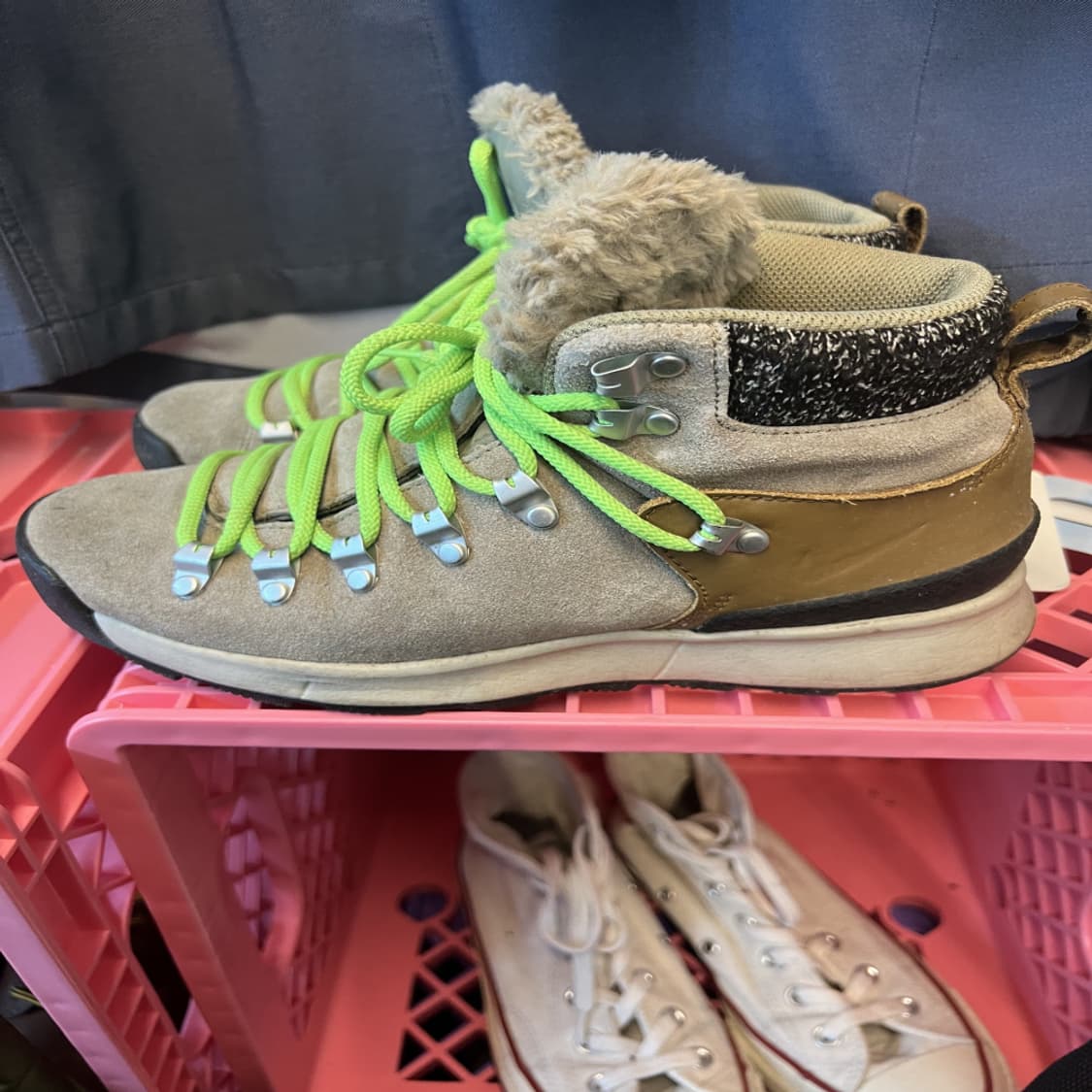 240 나이키 줌미드 여자 방한화 등산슈즈 상품이미지2