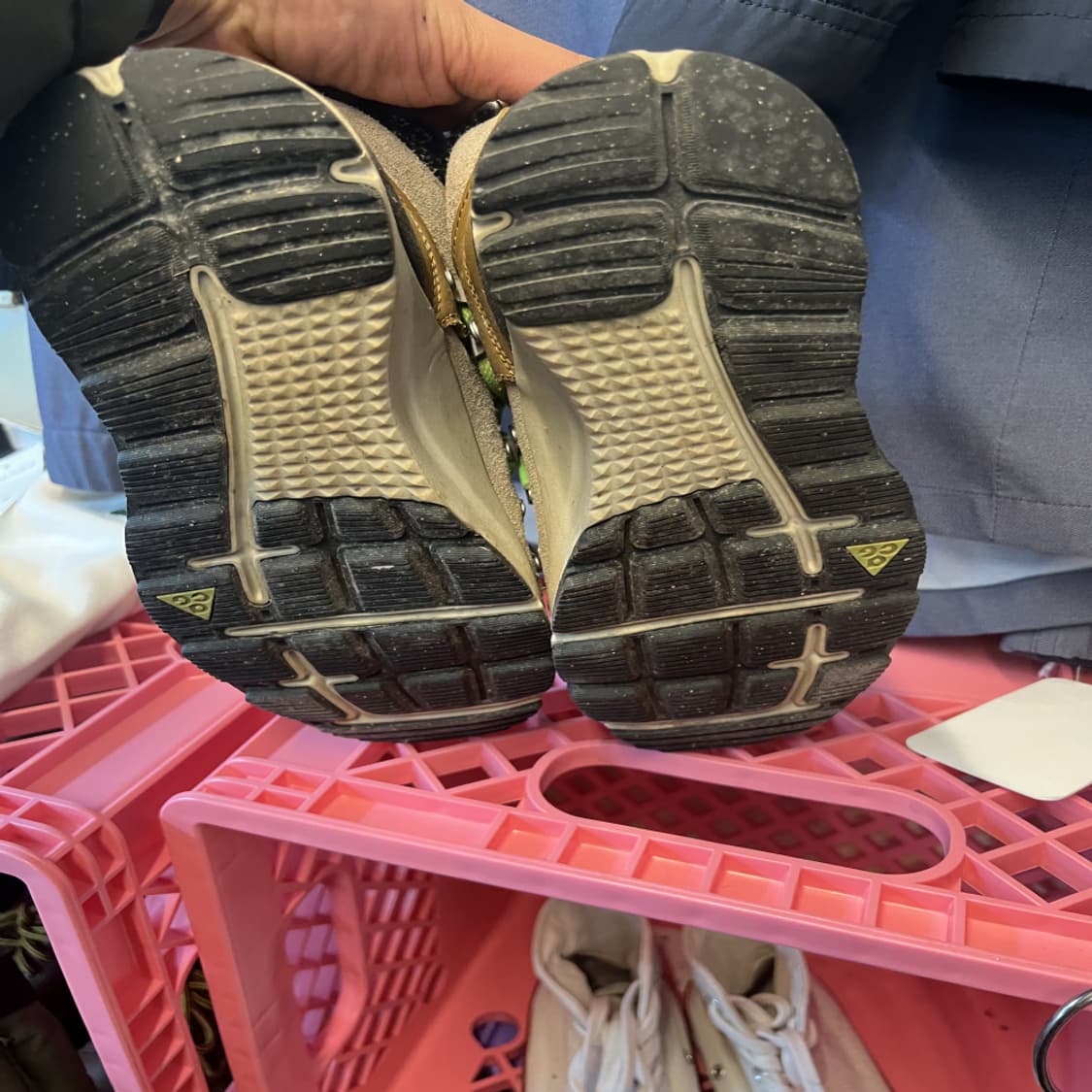 240 나이키 줌미드 여자 방한화 등산슈즈 상품이미지5