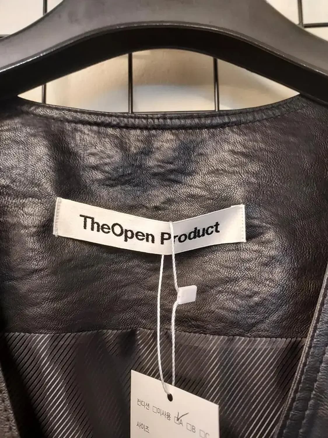 더오픈프로덕드 레이스업 레더조끼 모니카착옹 상품이미지2