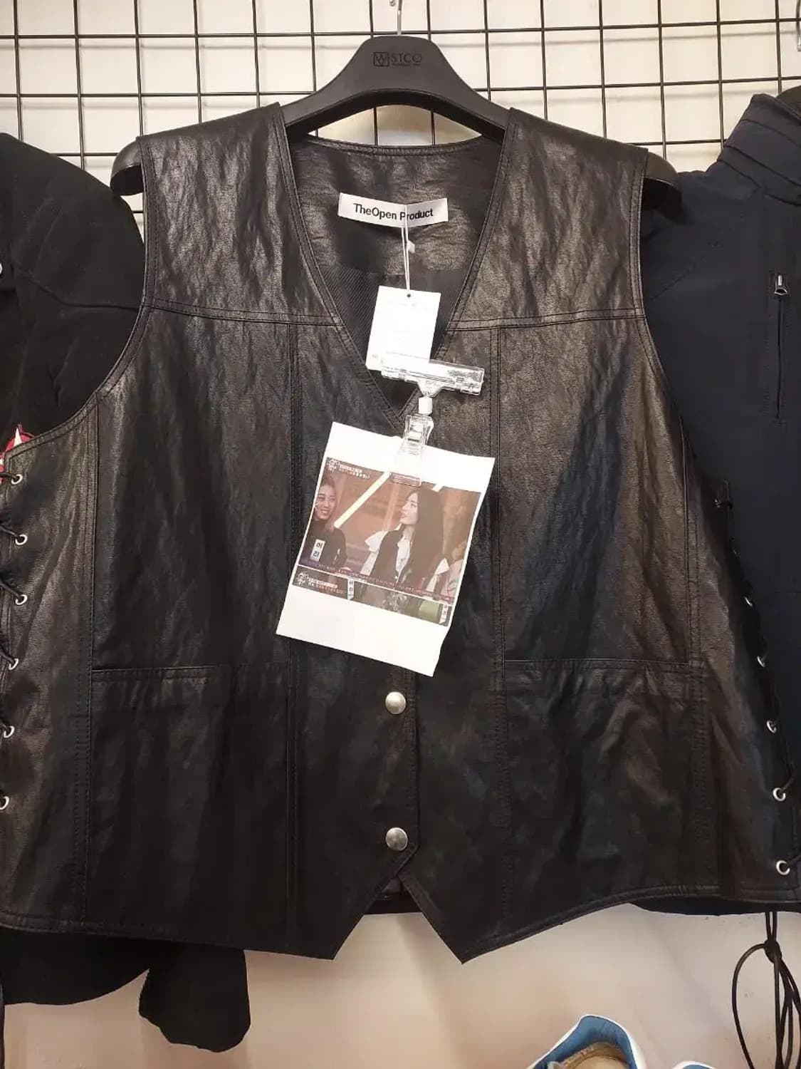 더오픈프로덕드 레이스업 레더조끼 모니카착옹 상품이미지7