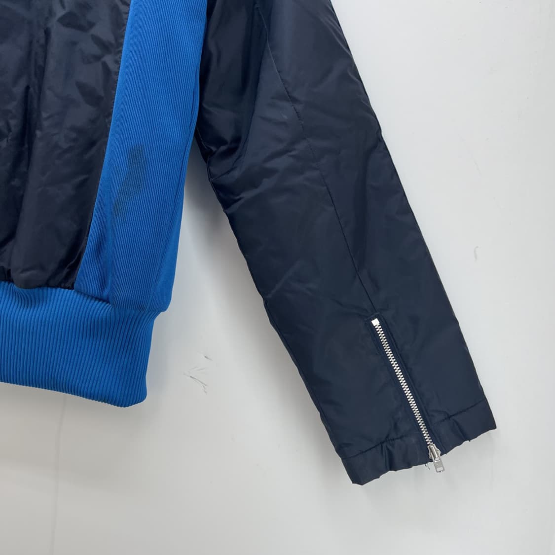 [90] 아디다스 오리지널스 지퍼Y2K 포인트넥 다운점퍼 패딩 상품이미지5