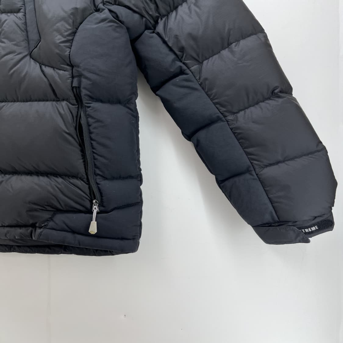 [85] 네파 블랙 빈티지 다운패딩 점퍼 상품이미지3