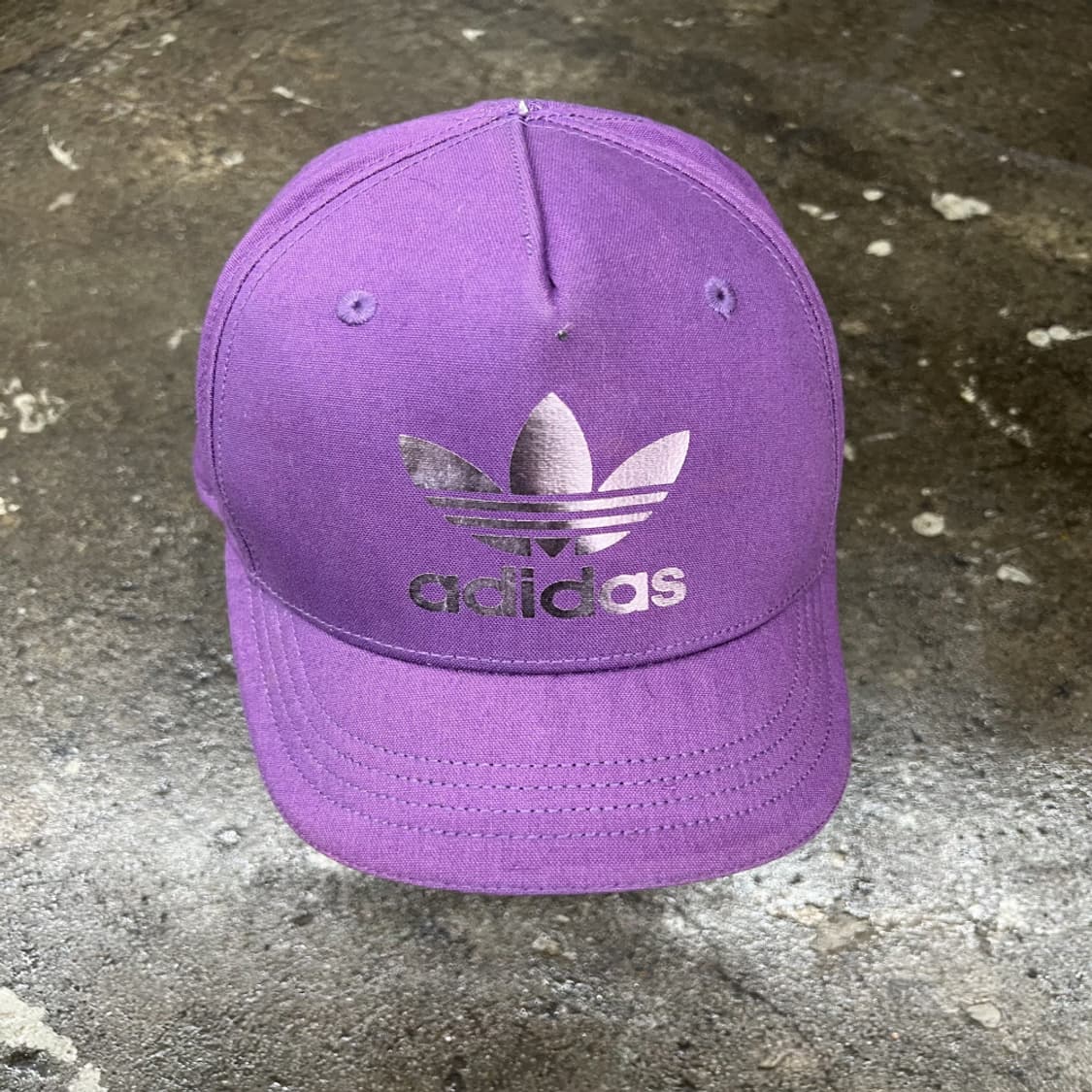 아디다스 오리지널스 로고 불꽃모자 볼캡 바이올렛 상품이미지1