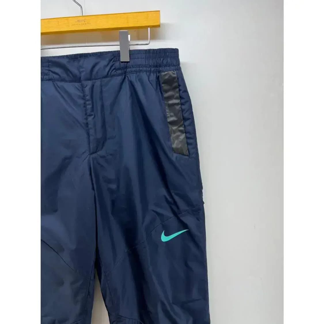 [L] 나이키 스쿼드 미디엄 사이드라인 팬츠 츄리닝팬츠 상품이미지2