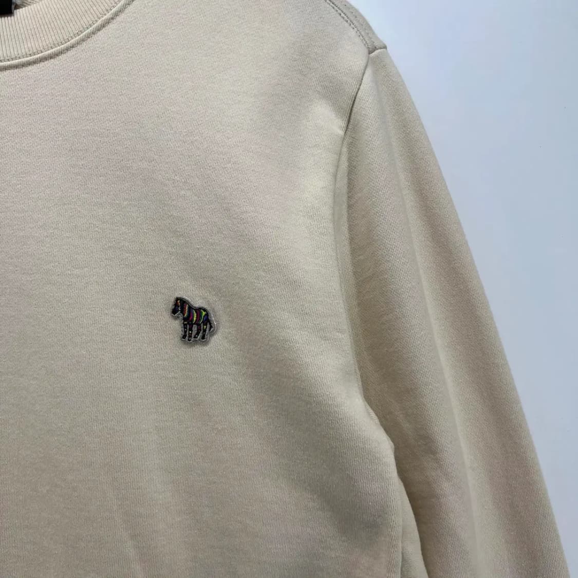 [L] 폴스미스 로고 미니멀 오버핏 맨투맨 티셔츠 상품이미지2