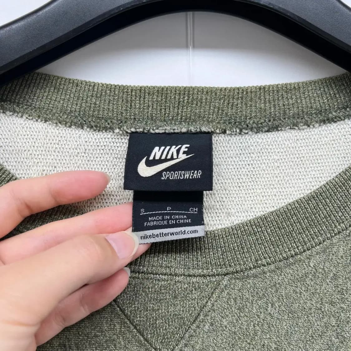 [S] 나이키 NSW 오버핏 남여공용 맨투맨 티셔츠 카키 상품이미지5