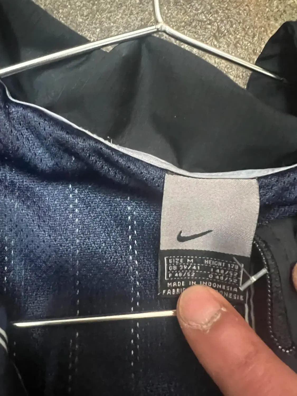 미디움 나이키 올드스쿨 멀티 스트라이프 배색 Y2K빈티지 바람막이자켓 상품이미지3