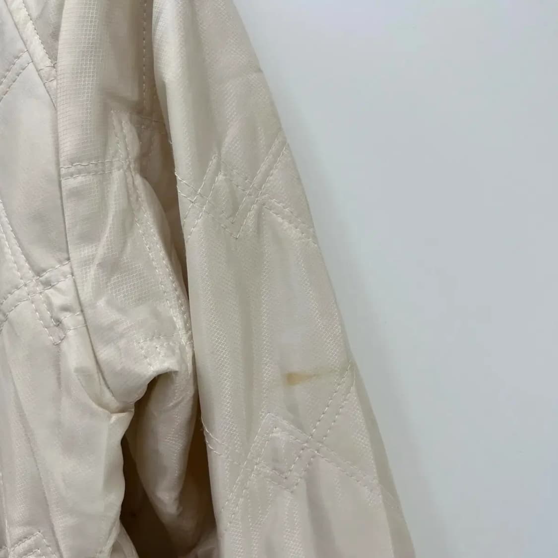 미디움 필라 골프 누빔 패딩다운자켓 여자골프옷 필드패션 상품이미지3