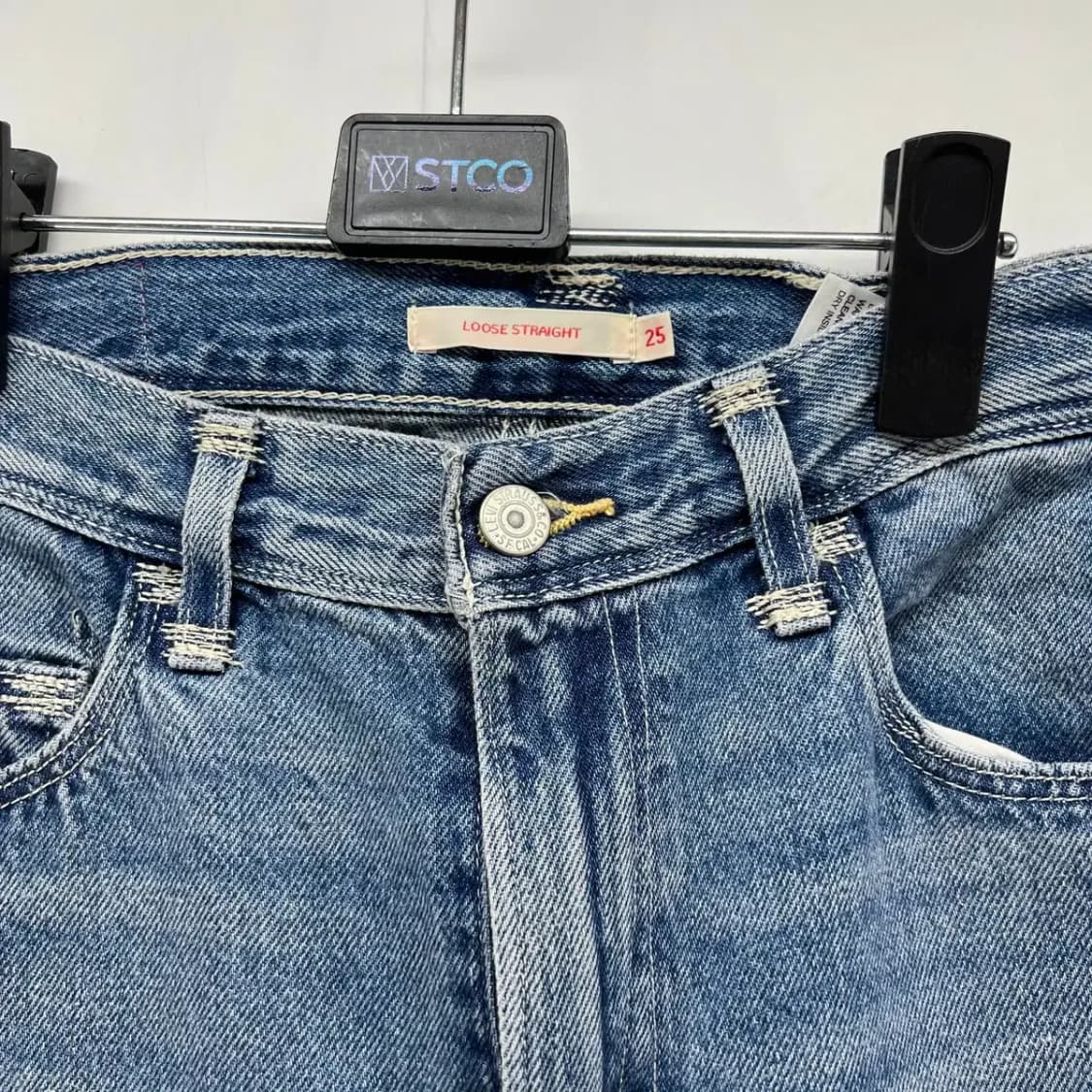 25 리바이스 Loose straight 레드탭 여자 와이드진 루즈 상품이미지4