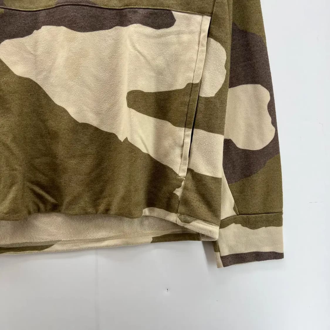 라지 아디다스 언디피티드 콜라보 오버핏 남자 카모 후드티셔츠 빈티지 상품이미지4