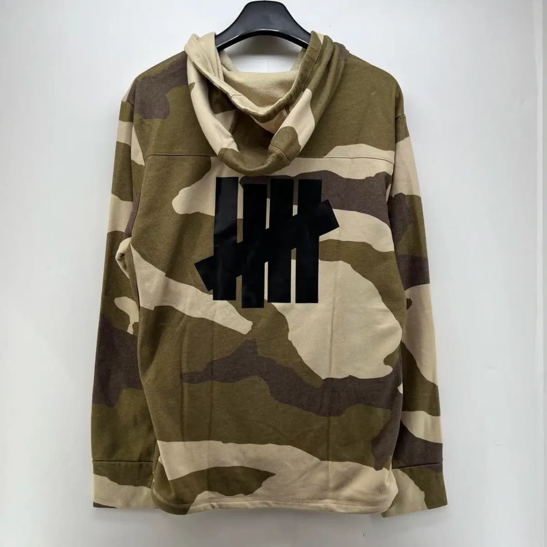 라지 아디다스 언디피티드 콜라보 오버핏 남자 카모 후드티셔츠 빈티지 상품이미지8