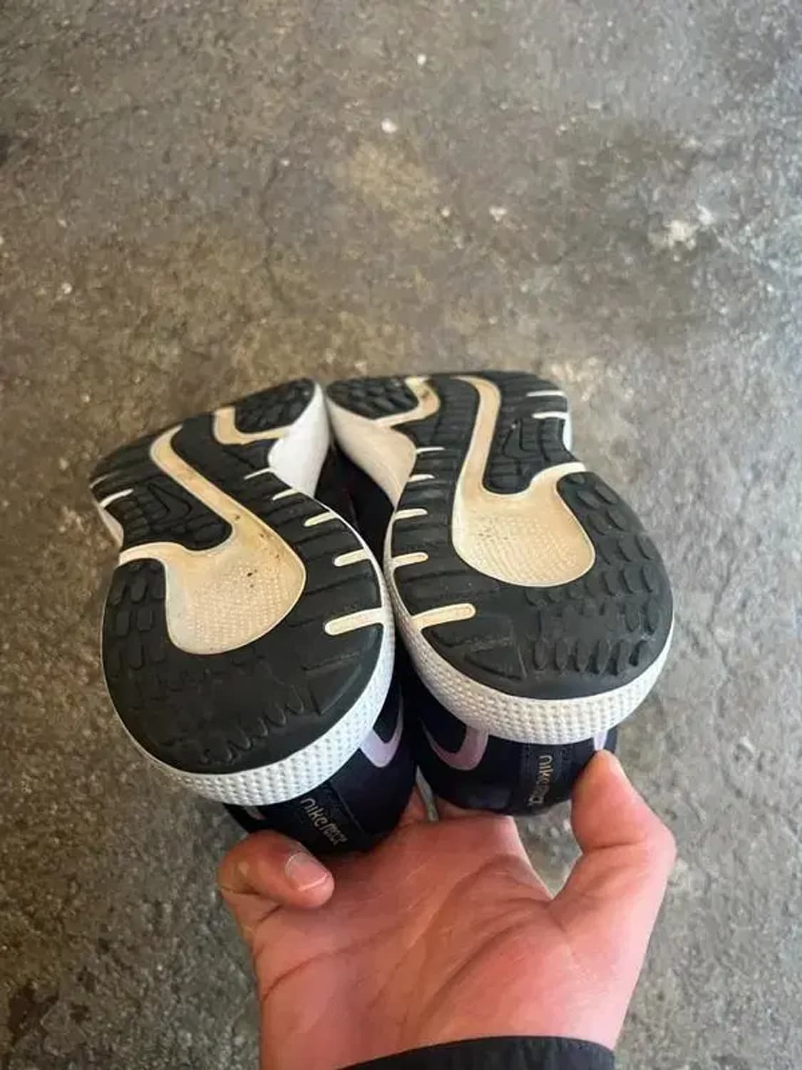 235 나이키우먼스 이스케이프런  리액트 상품이미지4