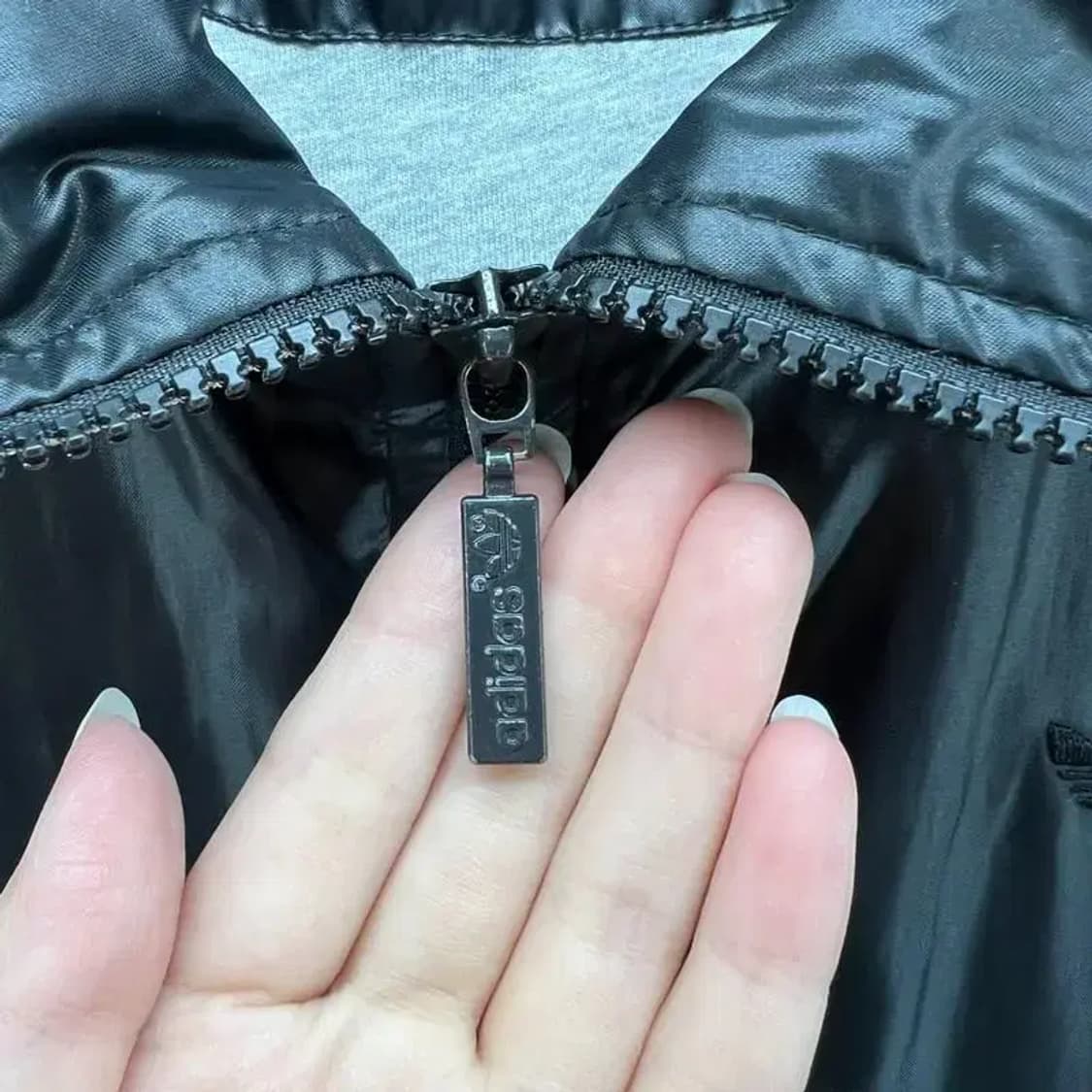 95 아디다스 오리지널스 포켓 여자 바람막이 자켓 블랙 상품이미지10