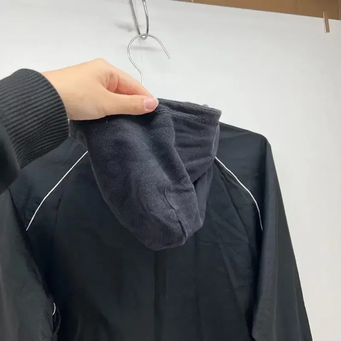 라지 나이키 여성 올드스쿨 바람막이자켓 빈티지룩 바막 상품이미지10