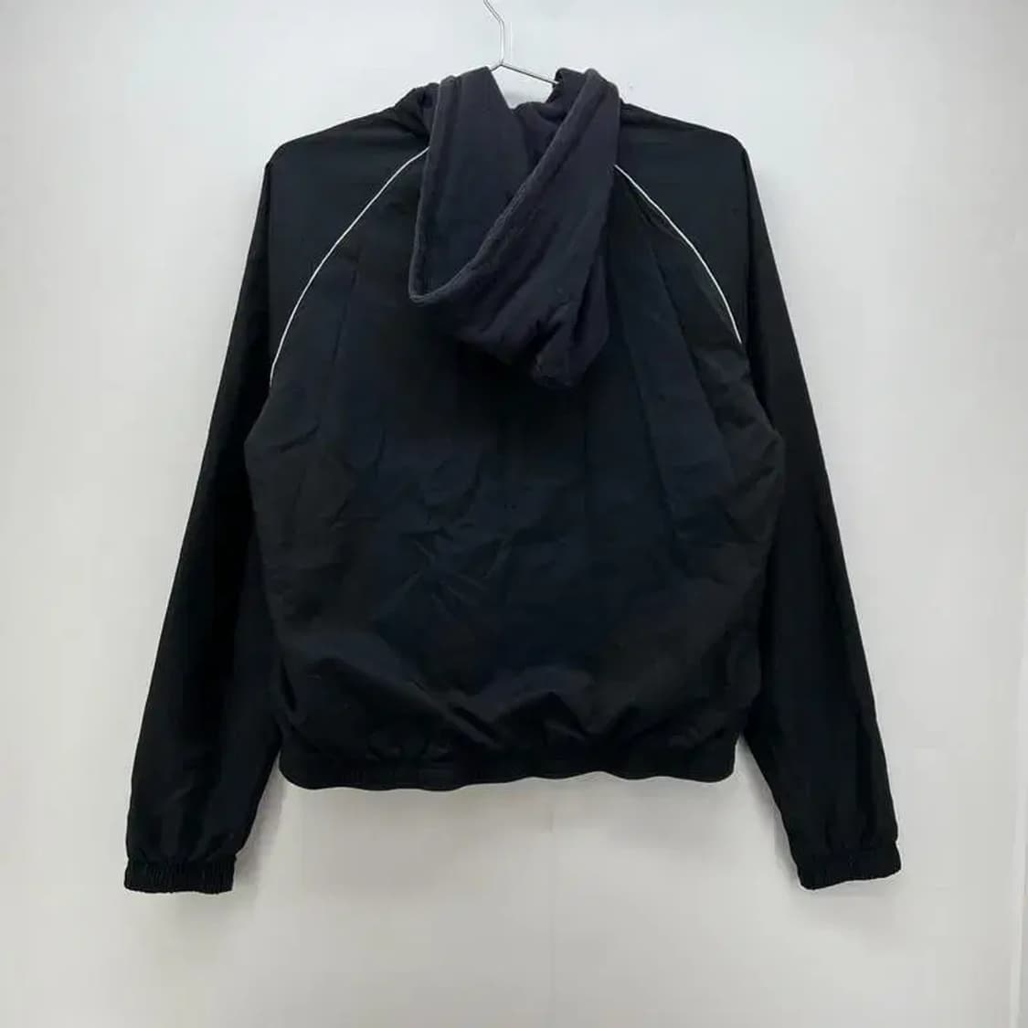 라지 나이키 여성 올드스쿨 바람막이자켓 빈티지룩 바막 상품이미지2