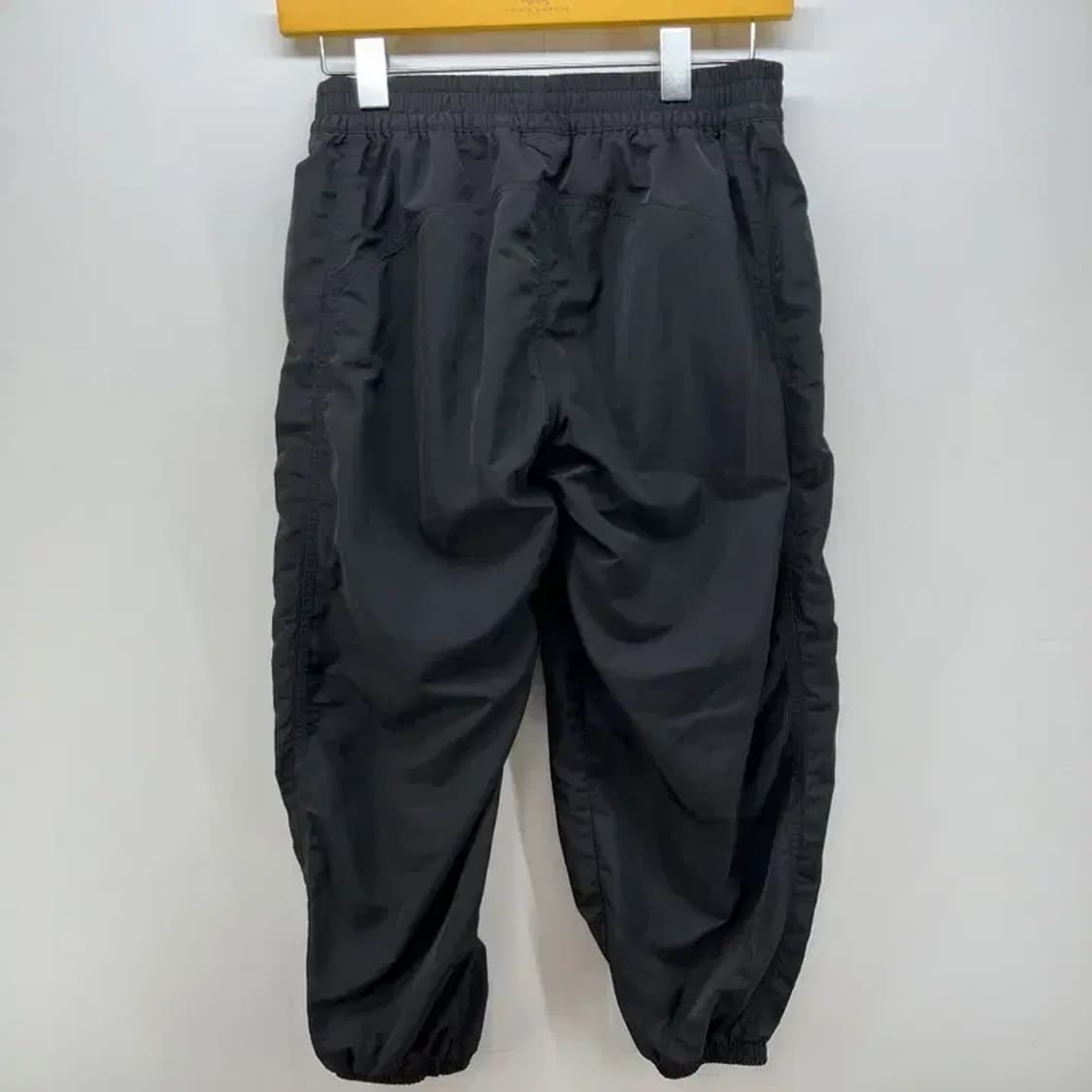 스몰 아디다스 오리지널스 여자 나일론팬츠 고프코어 블록코어룩 코디 블랙 상품이미지2