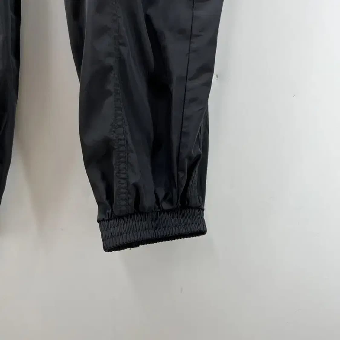 스몰 아디다스 오리지널스 여자 나일론팬츠 고프코어 블록코어룩 코디 블랙 상품이미지5