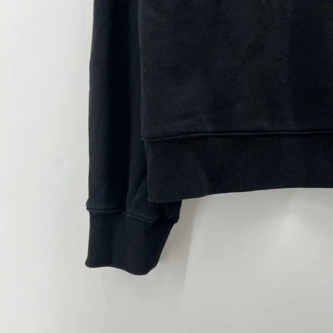 라지 인사일런스 로고 오버핏 맨투맨 블랙 빈티지룩 새상품급 상품이미지6