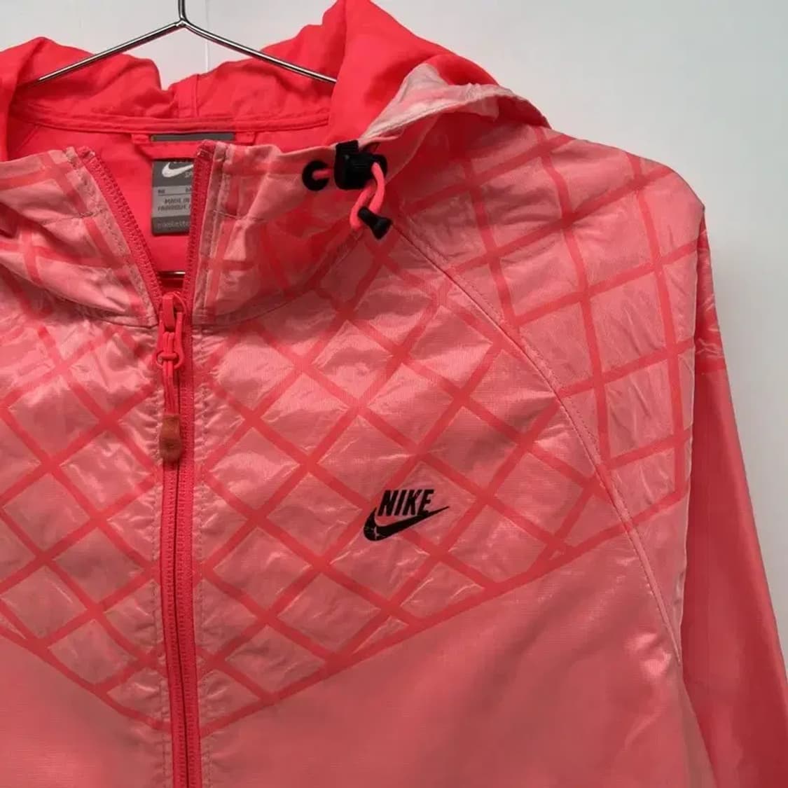 85 나이키 여자 요가 헬스 운동복 런닝웨어 사용감있음 후드집업 상품이미지2