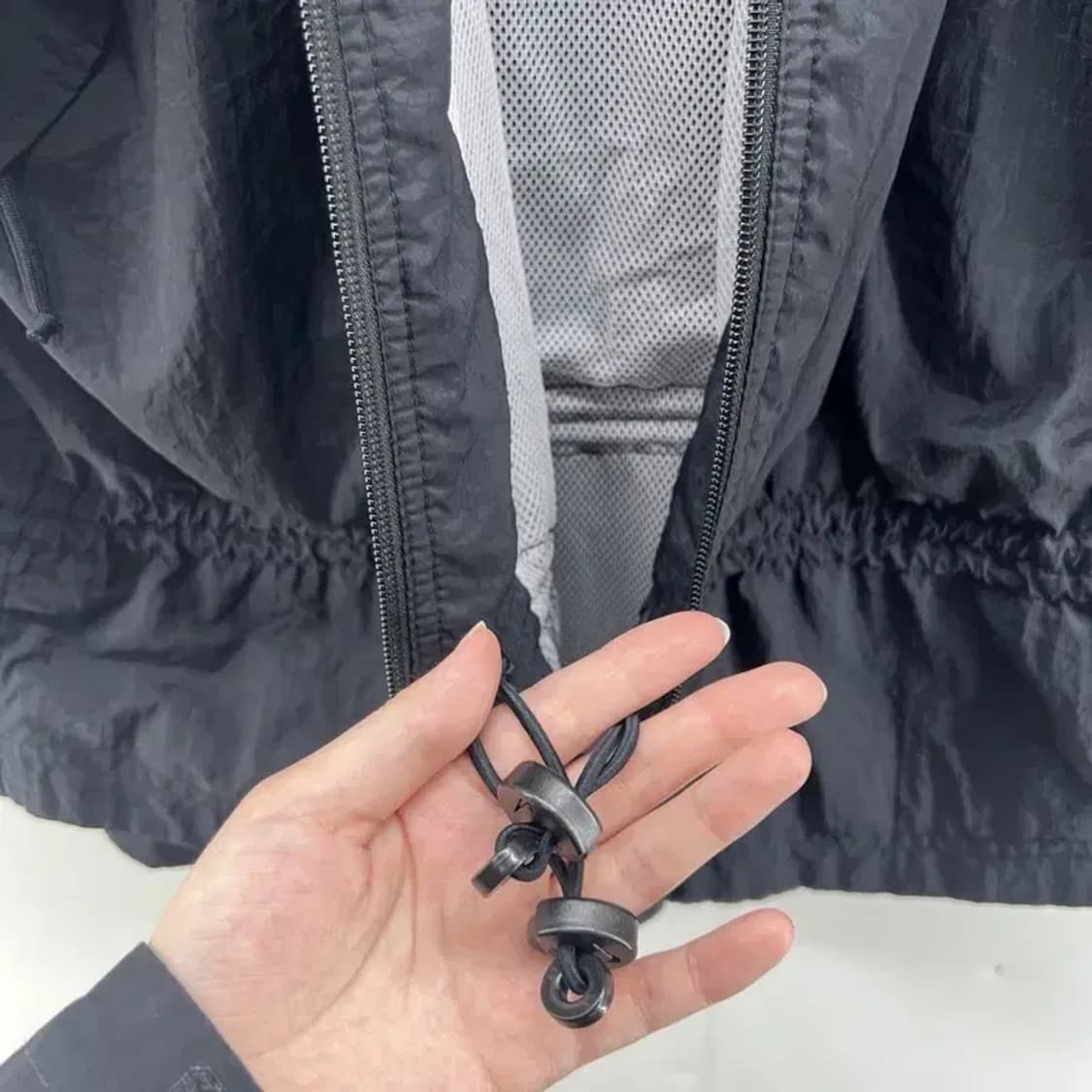 미디움 나이키 올드스쿨 사이드라인 포인트 오버핏 바람막이자켓 상품이미지7