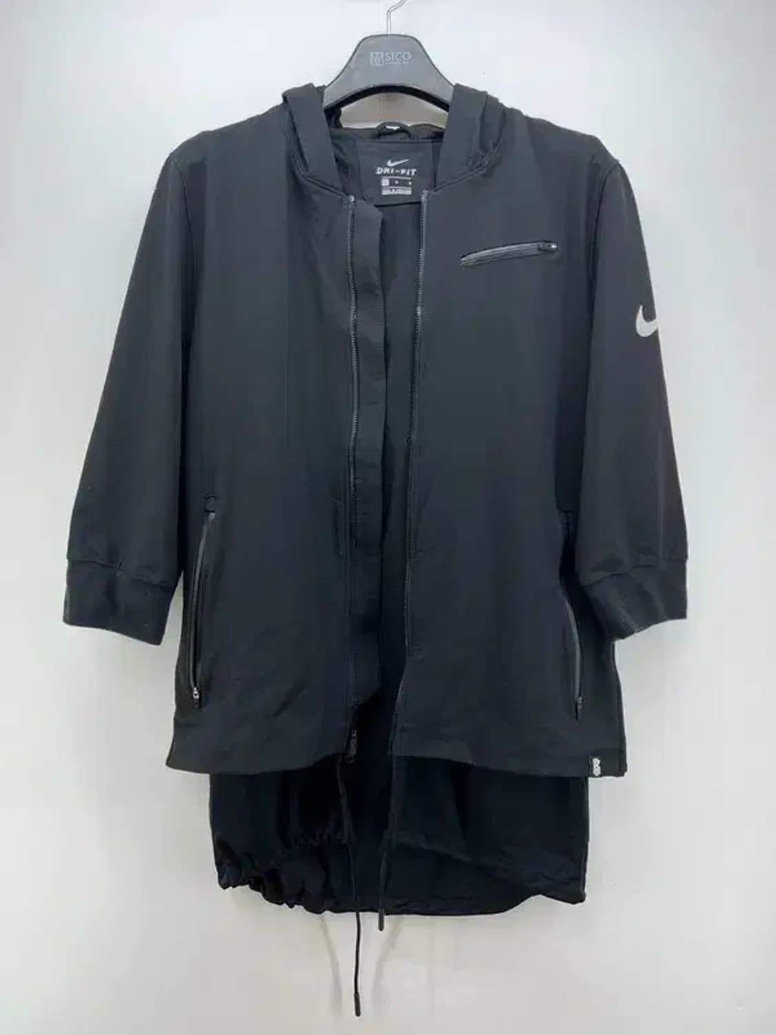100 나이키 맨 에어 후디 집업 스포츠룩 7부반팔 자켓 런닝 헬스룩 상품이미지1