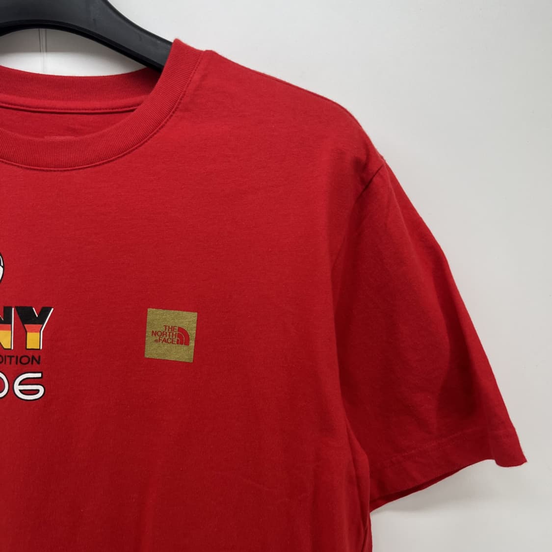 미디움 노스페이스 독일월드컵 기념 반팔티셔츠 레드 블록코어룩 상품이미지3