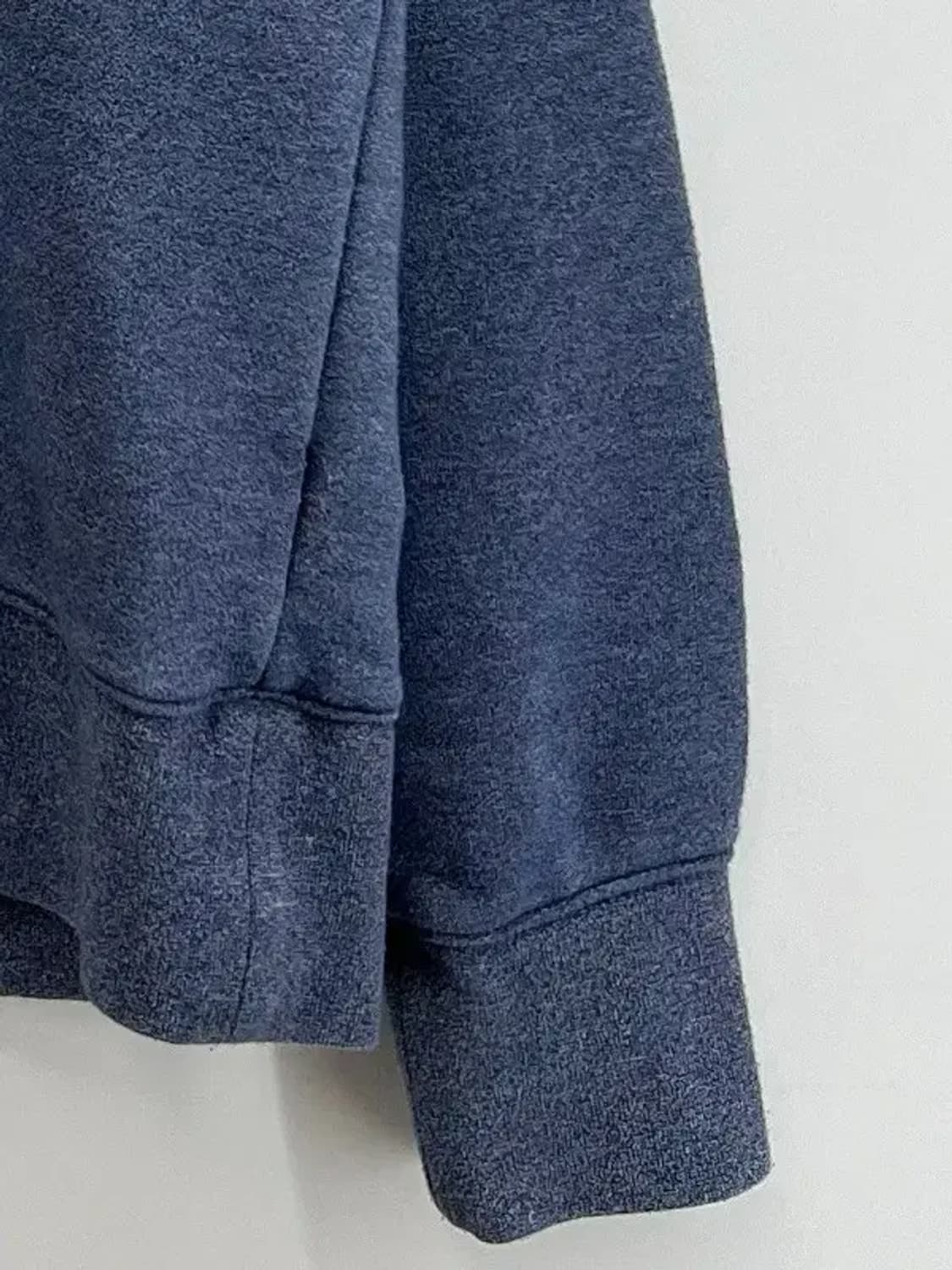 미디움 나이키 스포츠웨어 헤리티지 크루탑 네이비 맨투맨 상품이미지5