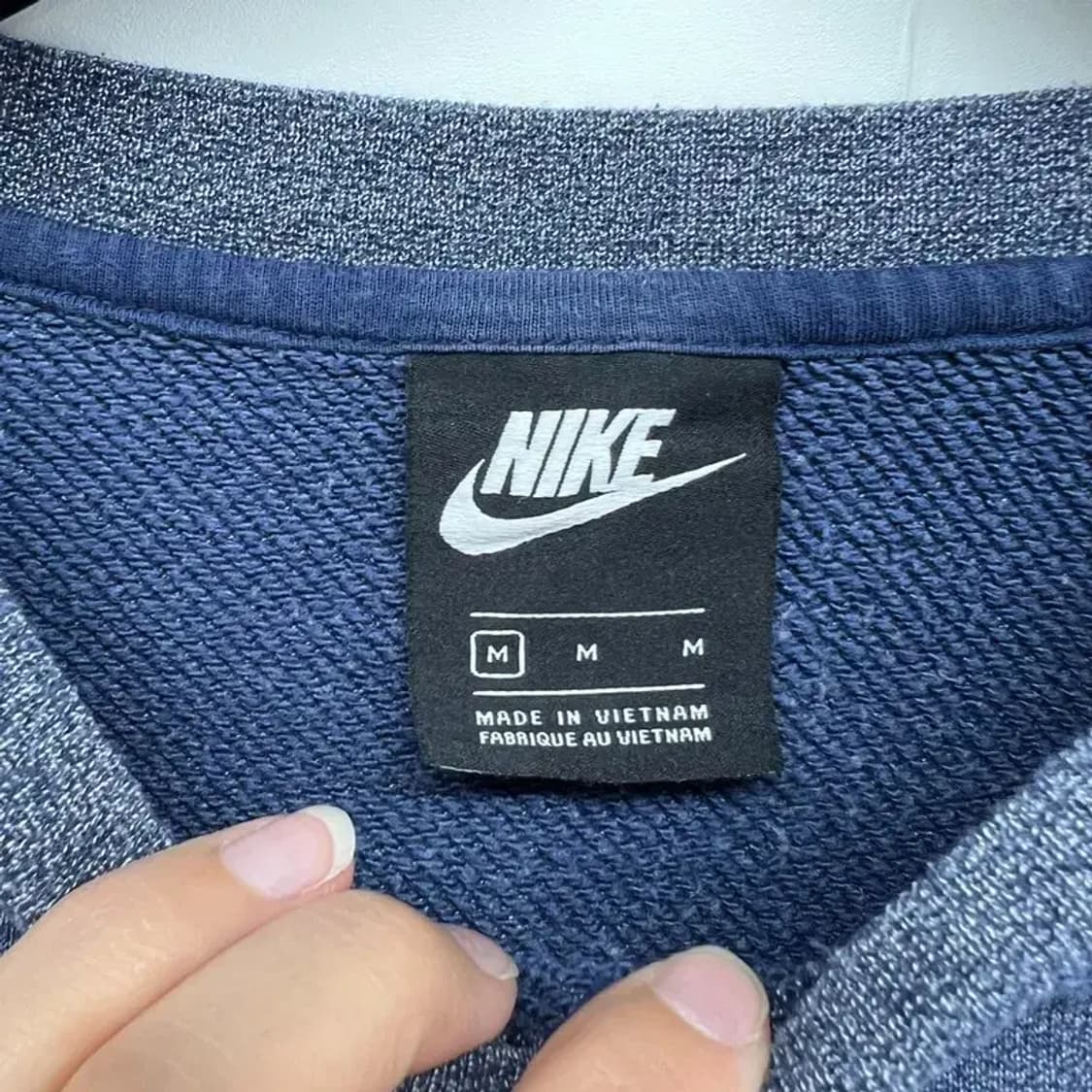 미디움 나이키 스포츠웨어 헤리티지 크루탑 네이비 맨투맨 상품이미지9