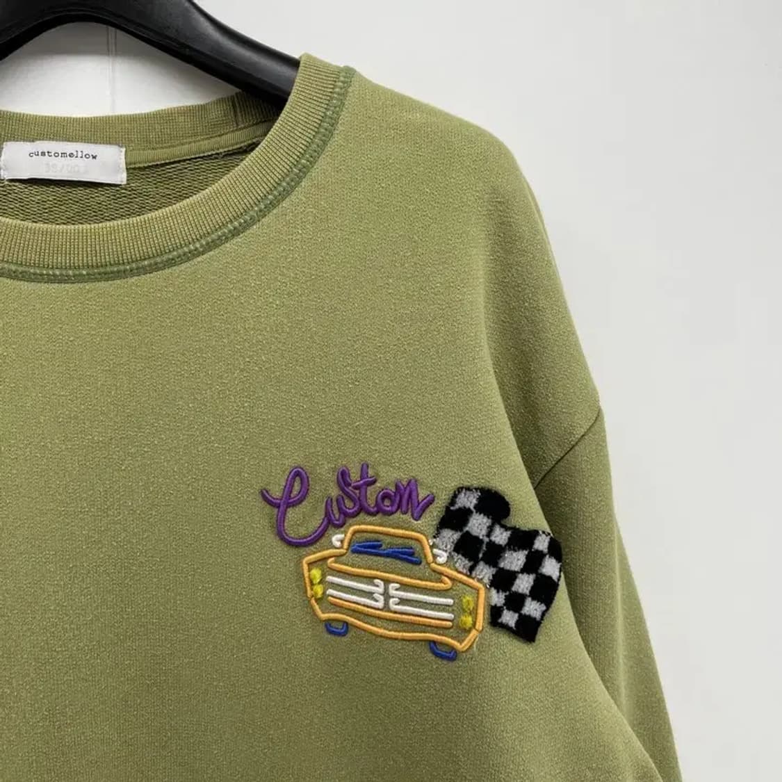 100 커스텀멜로우 패치로고 간절기룩 맨투맨티셔츠 오버칫 상품이미지3