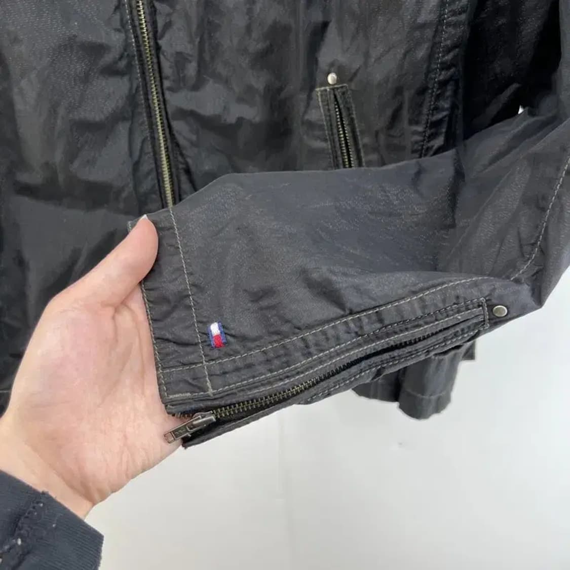 라지 타미힐피거 헨리넥 포켓 간절기 봄룩 블랙 점퍼 기능성 자켓 바람막이 상품이미지5