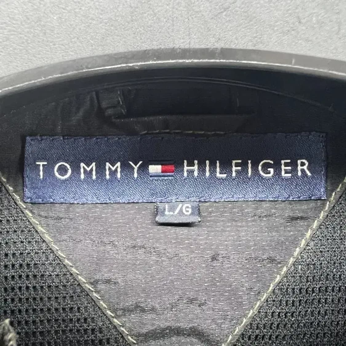 라지 타미힐피거 헨리넥 포켓 간절기 봄룩 블랙 점퍼 기능성 자켓 바람막이 상품이미지8