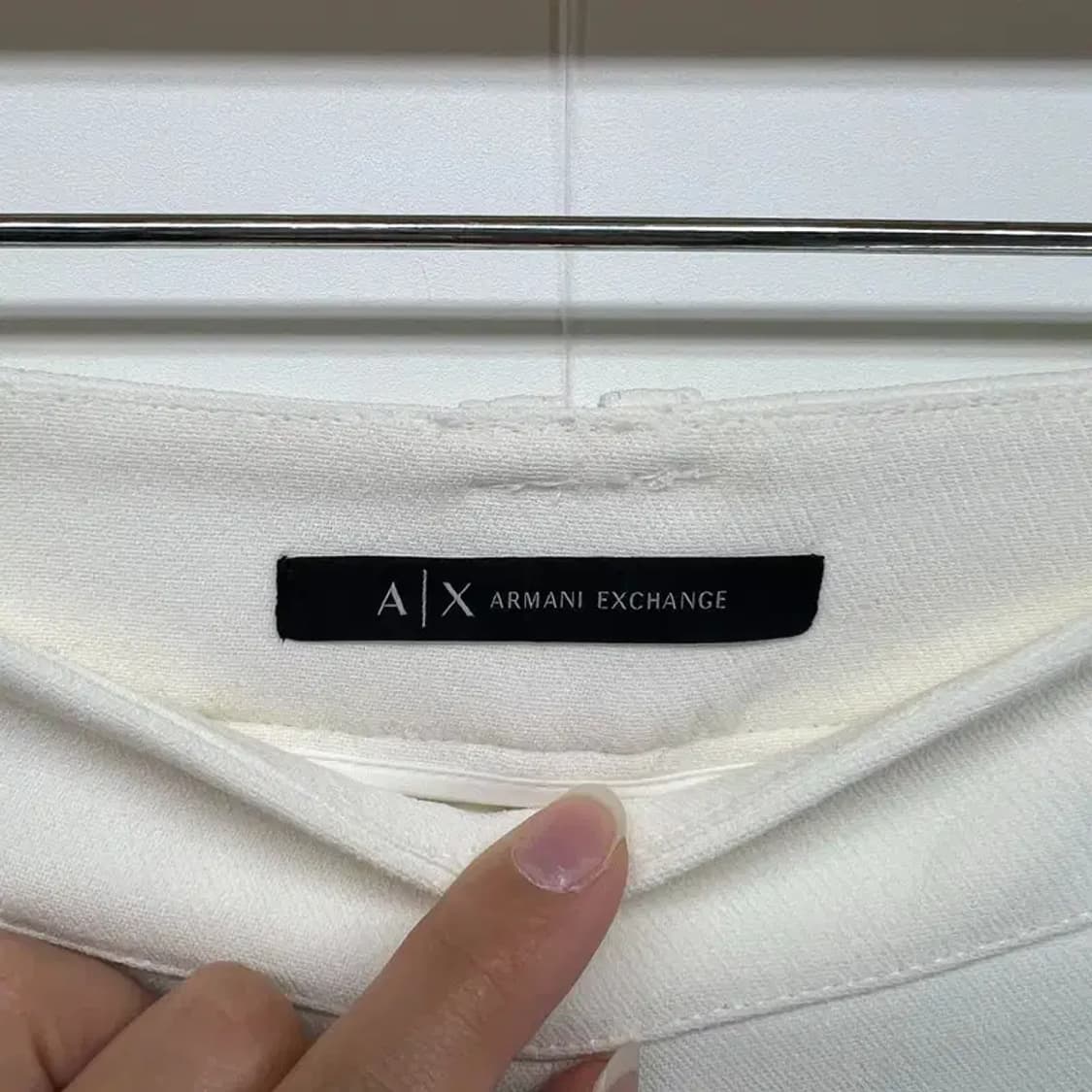 미사용 아르마니 익스체인지 화이트 와이드팬츠 여자바지 크림 상품이미지10