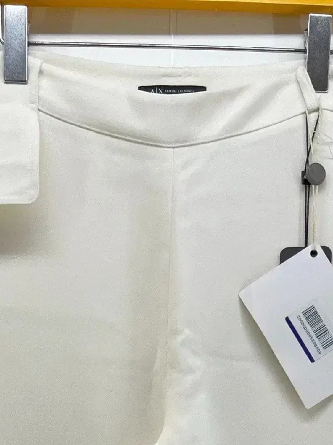 미사용 아르마니 익스체인지 화이트 와이드팬츠 여자바지 크림 상품이미지3