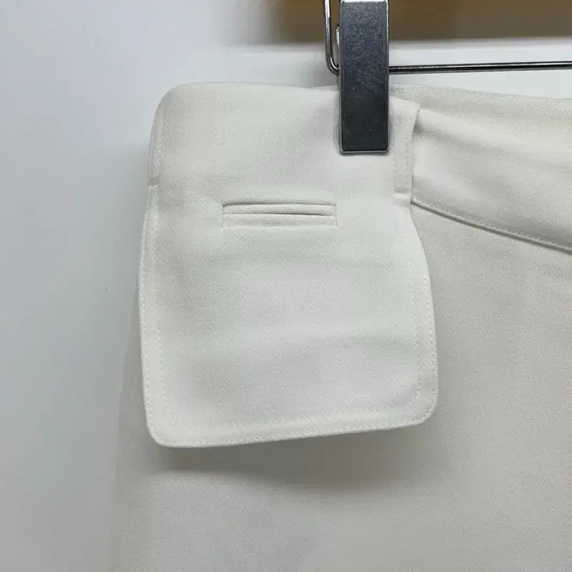 미사용 아르마니 익스체인지 화이트 와이드팬츠 여자바지 크림 상품이미지8