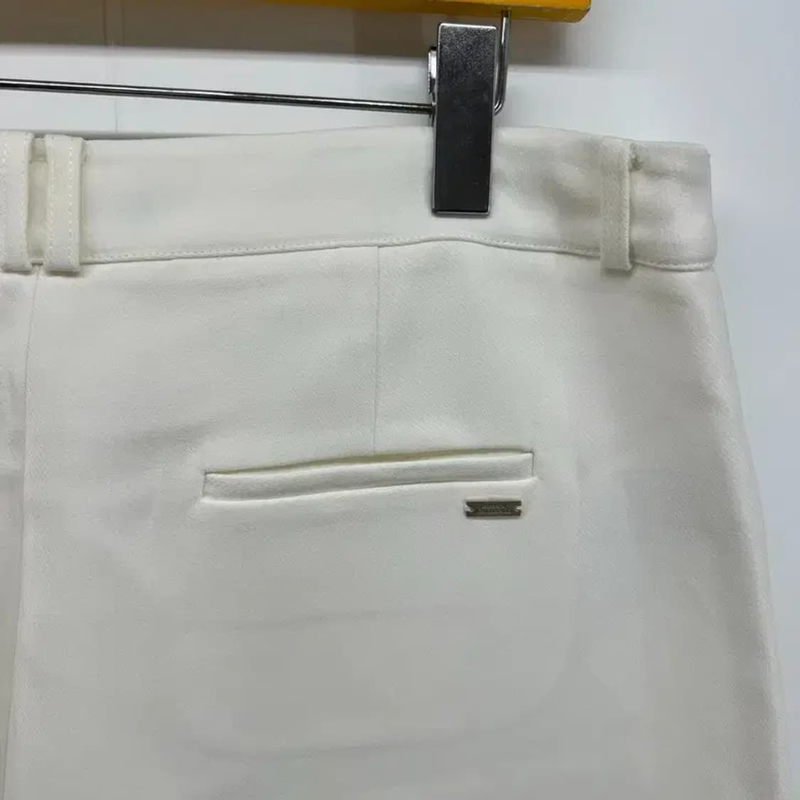 미사용 아르마니 익스체인지 화이트 와이드팬츠 여자바지 크림 상품이미지9