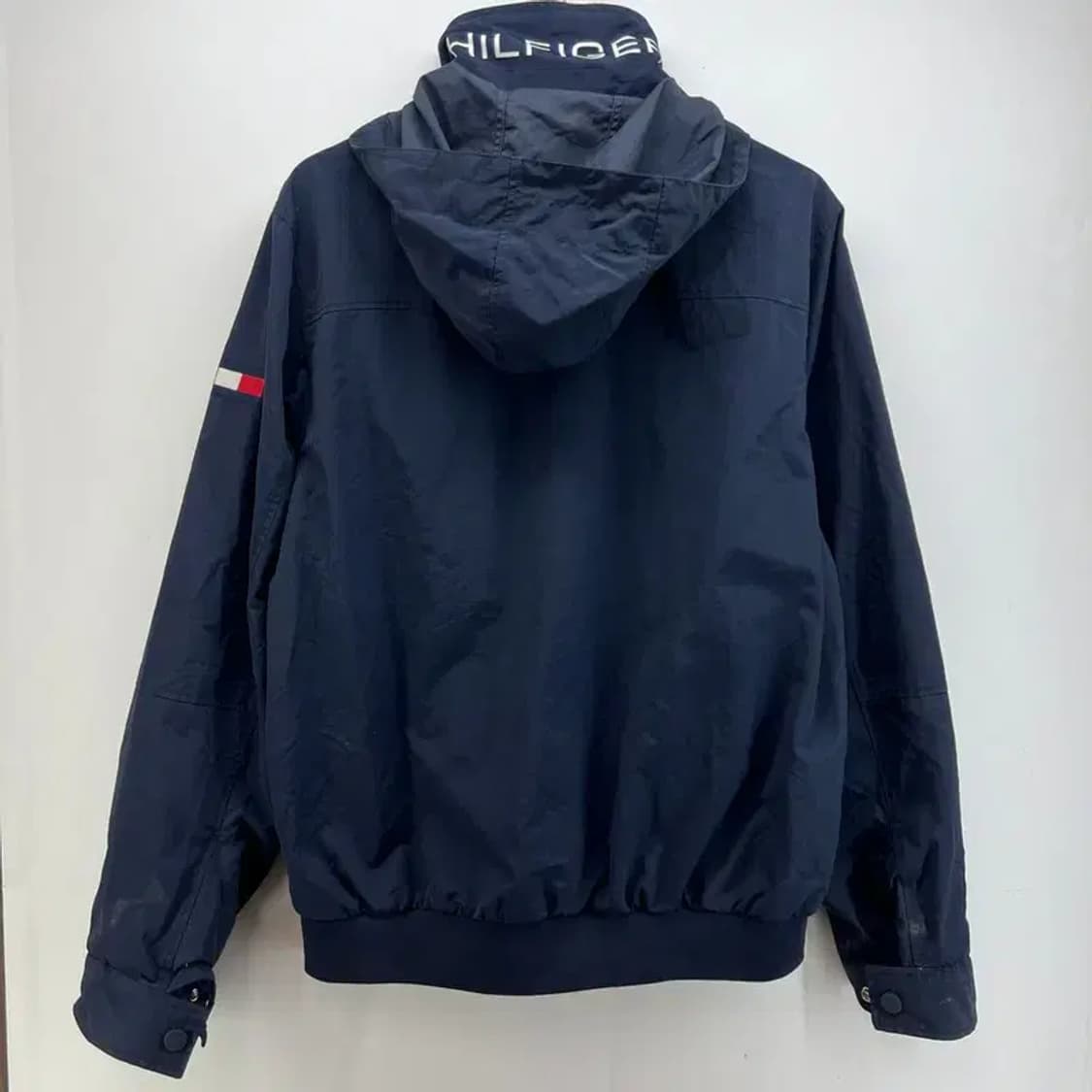 미디움 타미힐피거 오버핏 기능성 바람막이 네이비 상품이미지2