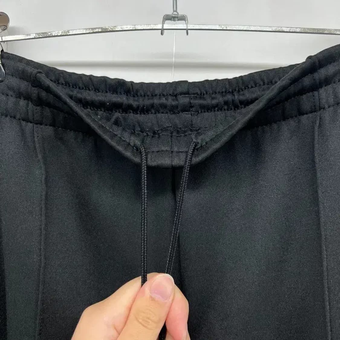 라지 아디다스 오리지널스 유로파 삼선 팬츠 블랙 상품이미지10