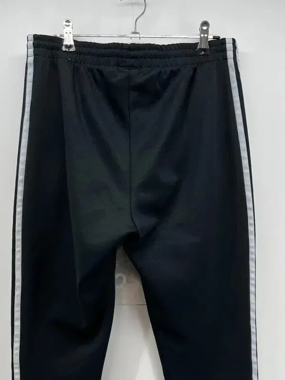 라지 아디다스 오리지널스 유로파 삼선 팬츠 블랙 상품이미지4