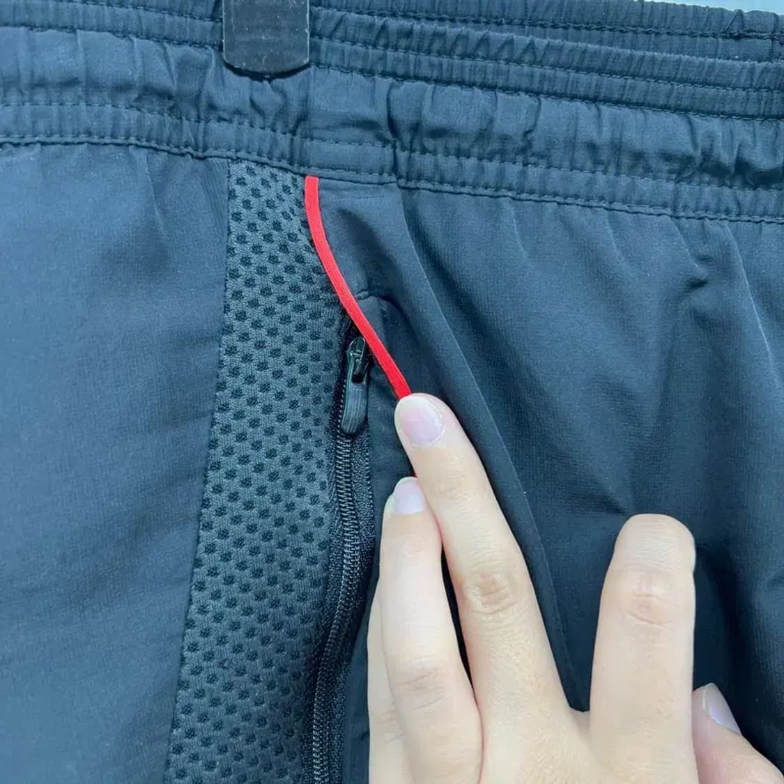 95 아디다스 클리마쿨 남자 나일론 트레이닝팬츠 와이드핏 블랙 올드스쿨 상품이미지8