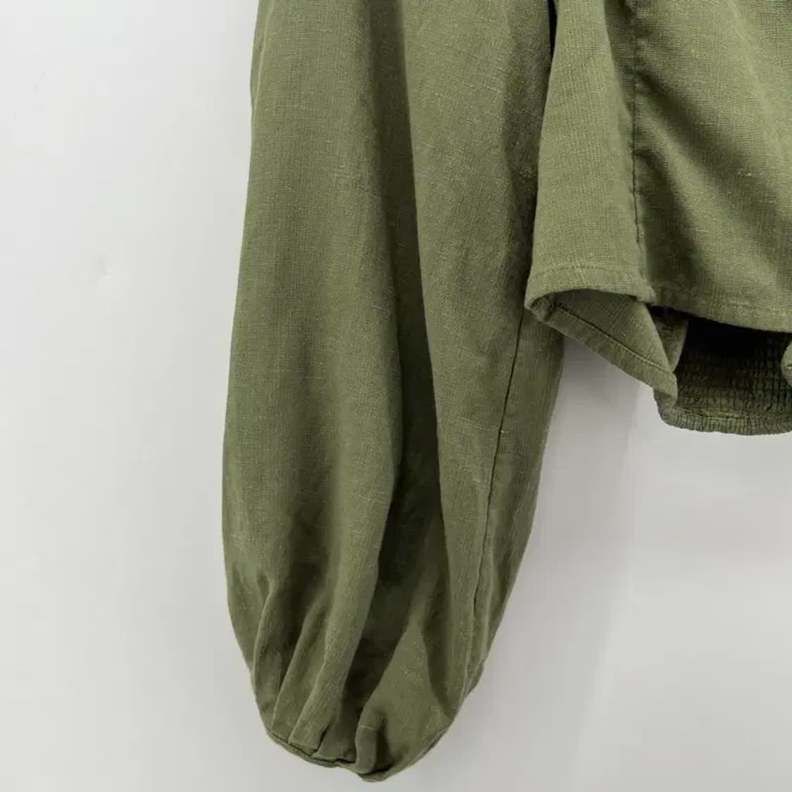 us4 여자 카키 빈티지 앤아더스토리즈 여름 면셔츠 티셔츠 상품이미지3
