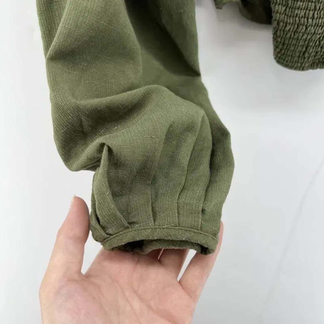 us4 여자 카키 빈티지 앤아더스토리즈 여름 면셔츠 티셔츠 상품이미지5