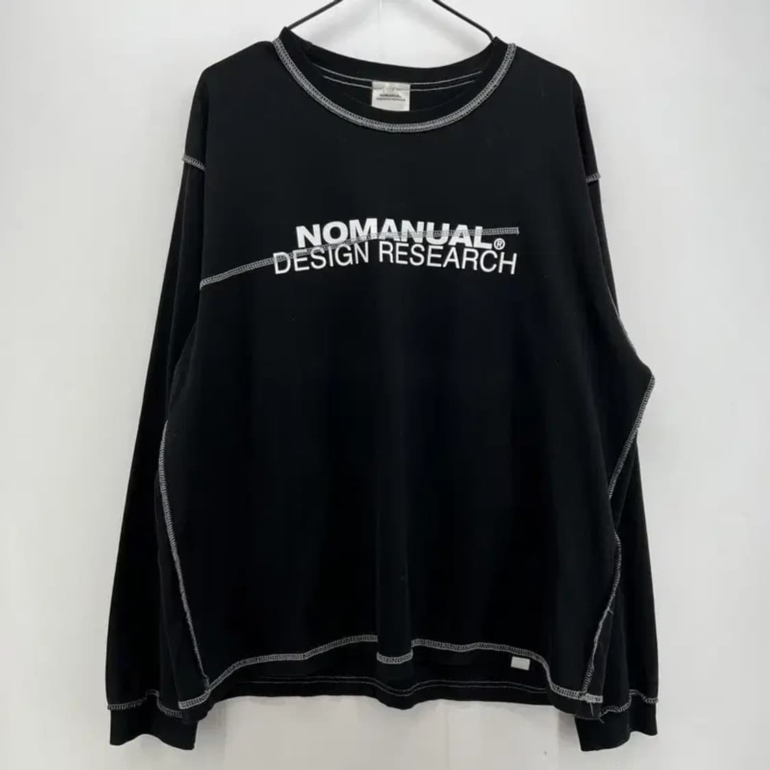 라지 노메뉴얼 스티치 롱슬리브 블랙 얇은긴팔 오버핏 나일론팬츠코디 상품이미지1