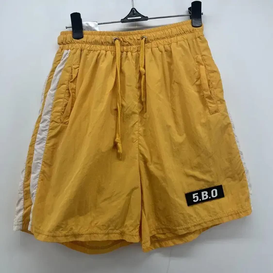 oioi 남여공용 나일론 580로고 팬츠 y2k룩 여름반바지 상품이미지1