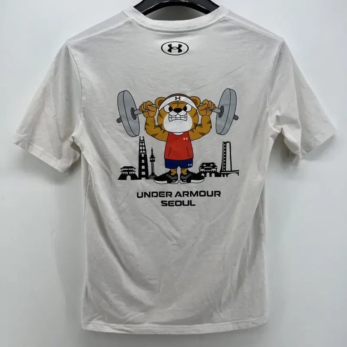 xs 언더아머 여자 화이트 역도 캐릭터디자인 티셔츠 상품이미지2