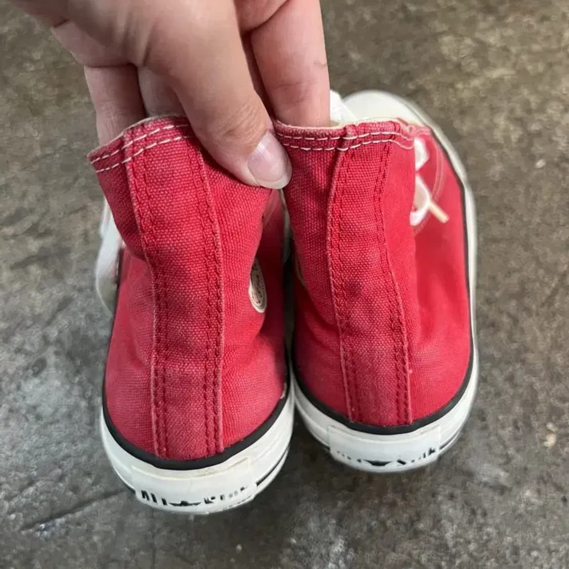 230 컨버스 여성 척테일러 스니커즈 하이탑 레드 상품이미지2