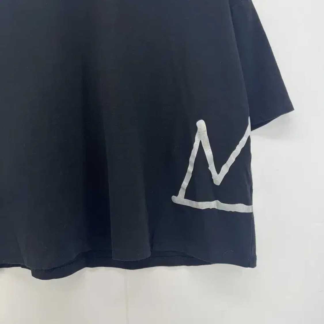 85 장미쉘 바스키아 여성 골프 웨어 블랙 티셔츠 여름반팔 상품이미지4