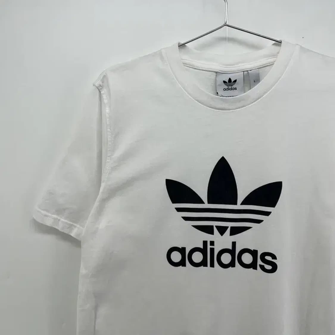 라지 아디다스 오리지널스 프린팅 반팔티셔츠 남자반팔오버핏 유로파코디 상품이미지4